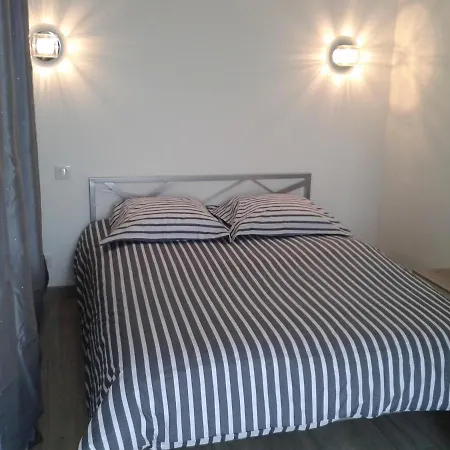 T2 Design Centre A Pied Apartment *